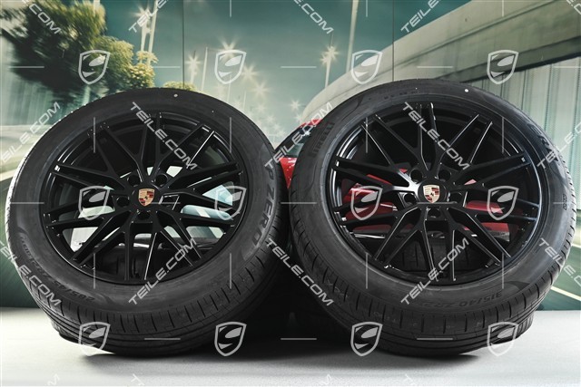 21" Cayenne RS Spyder Design Sommerräder Satz, Felgen 9,5J x 21 ET46 + 11,0J x 21 ET58 + Pirelli P Zero Sommerreifen 285/45 R21 + 315/40 R21, mit RDK-Sensoren, Schwarz-Seidenmatt, DOT/Bj. 2025, Laufleistung 30 Km