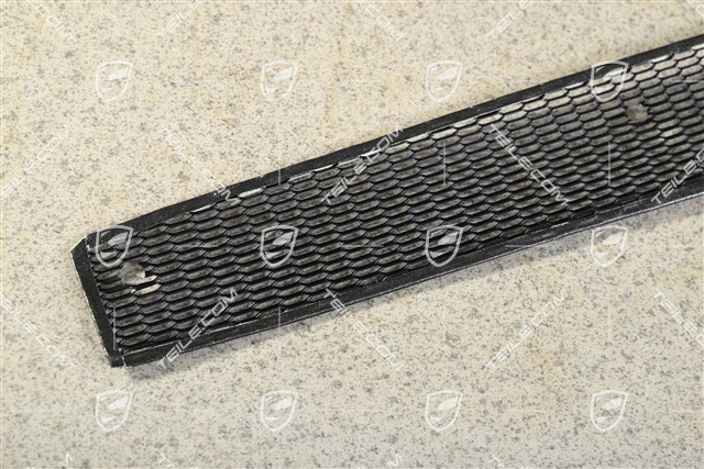 Grill / kratka wlotu świeżego powietrza do kabiny