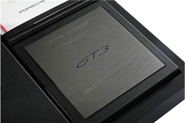 Porsche Design Chronograph 911 992 GT3, custom-built, schwarz/gelb
