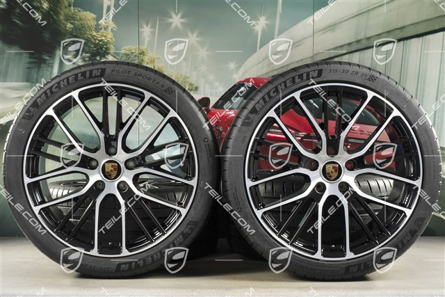 21-inch Panamera Exclusive Design Sport summer wheel set, wheel rims 9,5J x 21 ET71 + 11,5J x 21 ET69 + Michelin summer tyres 275/35 R21 + 315/30 R21, with TPMS, black high gloss