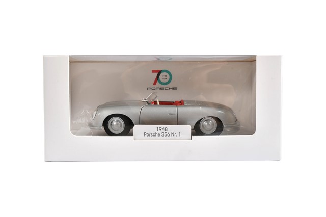 Porsche 356 Nummer 1 ohne Kennzeichen, Welly, Maßstab 1:24