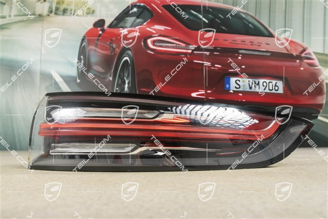 Rear light, outer, USA, R
