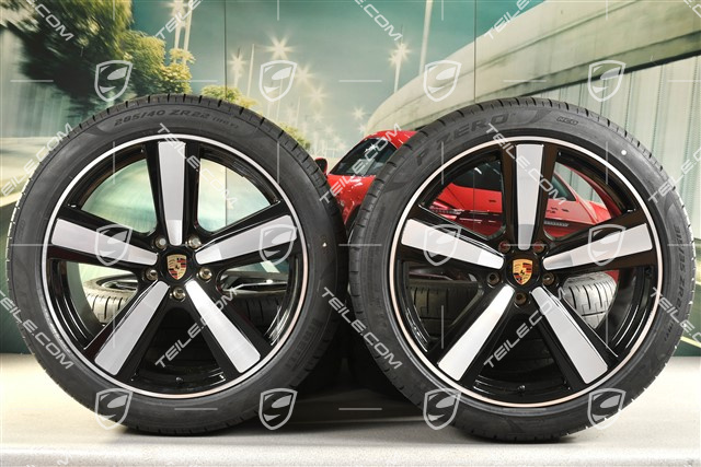 22-inch summer wheel set Cayenne Coupé Exclusive Design Sport, wheel rims 10J x 22 ET48 +11,5J x 22 ET52 + Pirelli summer tyres 285/40 R22 + 315/35 R22, black high gloss