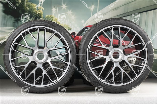 20" Turbo S central locking winter wheel set for Turbo S / GTS, wheels 8,5J x 20 ET51 + 11J x 20 ET59 + Michelin Pilot Alpin PA4 N1 winter wheels 245/35 R20+295/30 R20, TPMS