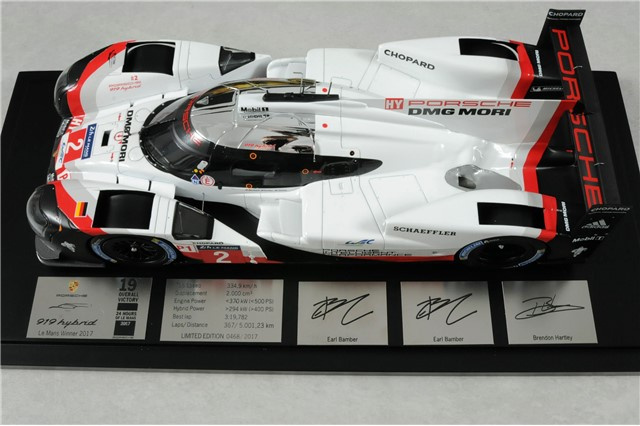 Porsche 919 Hybrid Le Mans Sieger 2017 #2, 1:18, Limited Edition, rarity: error in signatures