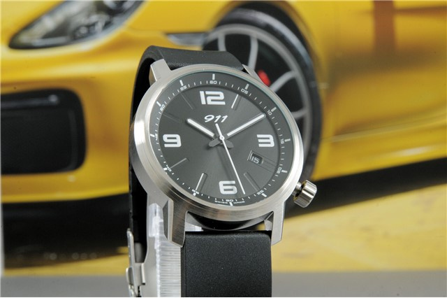 Essential watch 911
