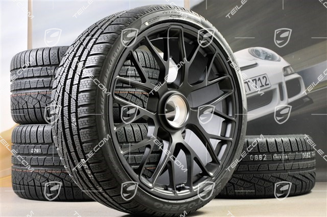 20" Turbo S Zentralverschluss Winterräder Satz für Turbo S / GTS, Felgen 8,5J x 20 ET51 + 11J x 20 ET59 + NEUE Pirelli Sottozero II Winterreifen 245/35 R20+295/30 R20, RDK-Sensoren, schwarz seidenmatt