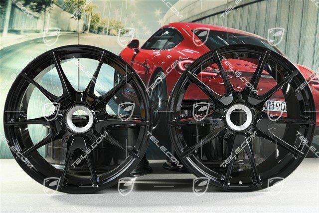 19-inch GT3 II RS 4.0 / GT2 RS wheel set, black, front 9J x 19 ET47+ rear 12J x 19 ET48