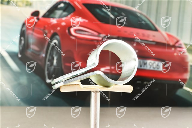 Retaining bracket for front stabiliser / sway bar bushing