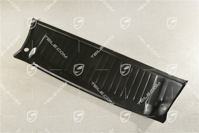 Rear panel