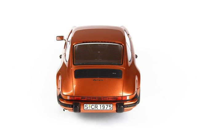 GT Spirit - Porsche 911 Carrera 2.7 1974, orange - 1:18