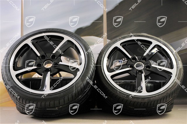 20" Komplet kół letnich SportTechno, felgi 8,5J x 20 ET57 + 10J x 20 ET50 + NOWE opony letnie Pirelli 235/35 R20 + 265/35 R20, czarne, z czujnikami ciśnienia