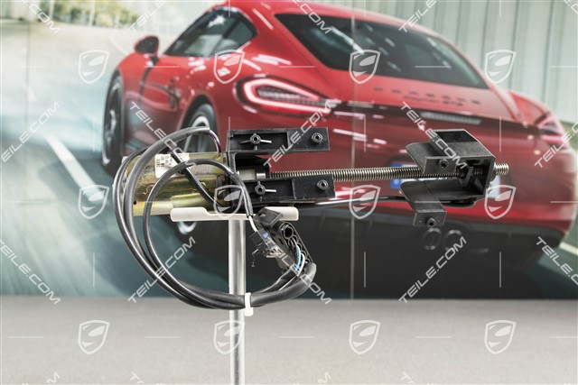 Driving mechanism, L