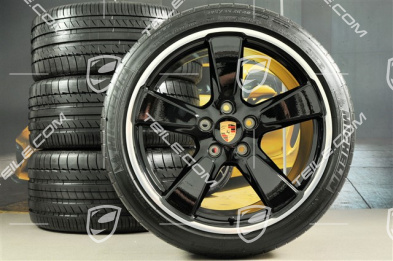 20" Sport Classic komplet kół letnich, czarny połysk, felgi 9,5J x 20 ET65 + 11,5 x 20 ET63 + opony letnie 255/40 ZR20 + 295/35 ZR20, z czujn.ciśnieni