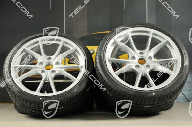 20" Sommerräder Satz Carrera S IV, Felgen 8,5J x 20 ET49 + 11,5J x 20 ET56 + Sommerreifen 245/35 ZR20 + 305/30 ZR20, mit RDK-Sensoren