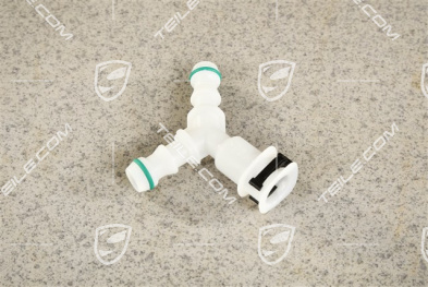 Headlamp cleaning system hose adapter / quick coupling
