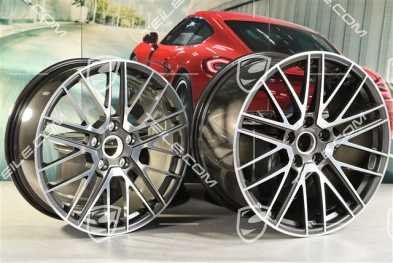 20+21" Felgensatz Turbo V, Felgen: vorne 8,5J x 20 ET50 + hinten 11,5J x 21 ET67