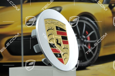 Center cap, concave, with coloured Porsche crest, Brilliant Chrome finish