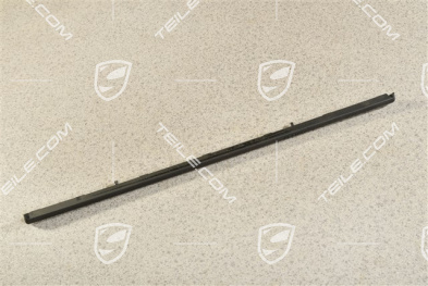 Dashboard trim moulding, Black, R
