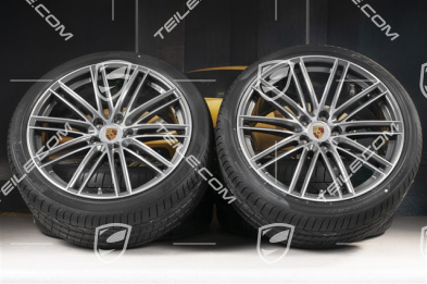 22-inch summer wheel set 911 Turbo IV Design, rims 10J x 22 ET48 + 11,5J x 22 ET61 + Pirelli summer tyres 285/35 ZR22 + 315/30 ZR22, with TPM