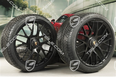 20" Turbo S Zentralverschluss Winterräder Satz für Turbo S / GTS, Felgen 8,5J x 20 ET51 + 11J x 20 ET59 + Michelin Pilot Alpin PA4 N1 Winterreifen 245/35 R20+295/30 R20, RDK-Sensoren, schwarz seidenmatt