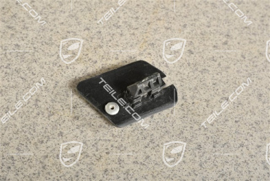 Front bumper Retainer plate / mounting, L