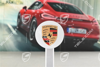 Hub cap, concave, colour emblem, brilliant silver