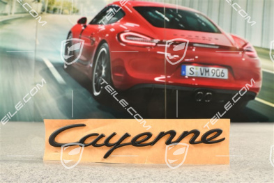 Coupe, CAYENNE Emblemat / napis, czarny półmat