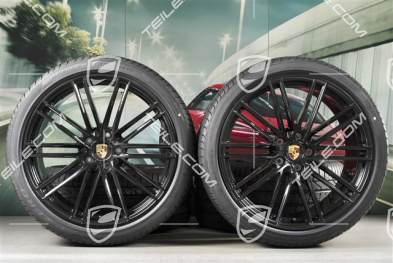 22" Sommerräder Satz 911 Turbo IV Design, Felgen 10J x 22 ET48 + 11,5J x 22 ET61 + Pirelli Sommerreifen 285/35 ZR22 + 315/30 ZR22, schwarz hochglanz, mit RDK-Sensoren