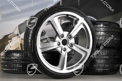 20" SportTechno Sommerräder Satz,  8,5J x 20 ET57 + 10J x 20 ET50, 235/35 ZR20 + 265/35 ZR20 mit RDK