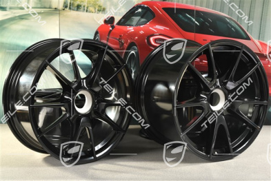 19-inch GT3 II wheel set, front 8,5J x 19 ET53 + rear 12J x 19 ET63, black high gloss