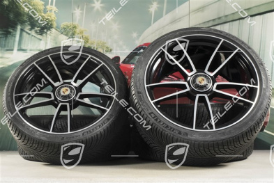 20"+21" Turbo S Winterräder Satz, Zentralverschluss Felgen 8,5J x 20 ET40 + 11J x 21 ET66 + Michelin Winterreifen 245/35 R20 + 305/30 R21