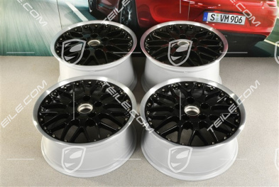 18-inch SportClassic II wheel rim set, 8J x 18 ET52 + 10J x 18 ET65, black high gloss