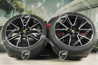 21" Panamera Exclusive Design Sommerräder, Felgen 9,5J x 21 ET71 + 11,5J x 21 ET69 + Pirelli Sommerreifen 275/35 ZR21 + 315/30 ZR21, schwarz, mit RDK-Sensoren