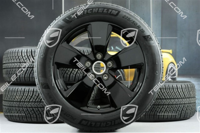 19-inch Cayenne winter wheel set, rims 8,5J x 19 ET47 + 9,5J x 19 ET54 + NEW Michelin winter tyres 255/55 R19 + 275/50 R19, with TPMS, black high gloss