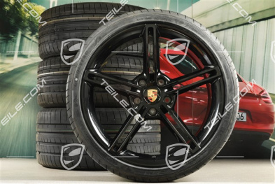 21" Mission E Design Sommerräder Satz, Felgen 9,5J x 21 ET60 + 11,5J x 21 ET66 + Goodyear Sommerreifen 265/35 R21 + 305/30 R21, in Schwarz Hochglanz