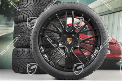 21" koła zimowe Cayenne RS Spyder, komplet, felgi 9,5J x 21 ET46 + 11,0J x 21 ET58 + opony zimowe Michelin 275/40 R21 + 305/35 R21, z czujnikami ciśnienia, czarny satynowy półmat
