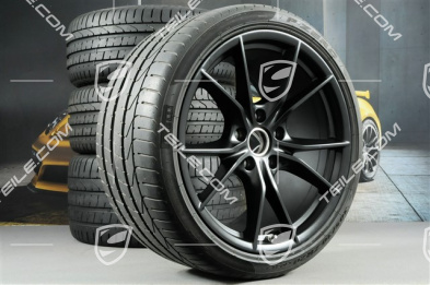 20" Sommerräder Satz Carrera S IV, Felgen 8,5 J x 20 ET49 + 11,5 J x 20 ET56 + Pirelli Sommerreifen 245/35 ZR20 + 305/30 ZR20, mit RDK-Sensoren, Schwarz Seidenmatt