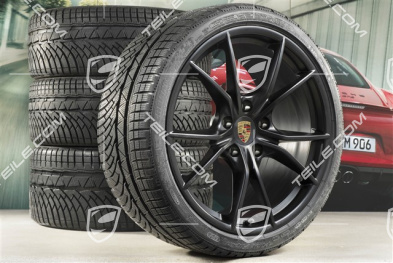 20" Carrera S Winterräder Satz für Cayman GT4 / Boxster Spyder, Felgen 8J x 20 ET57 + 10J x 20 ET45 + NEUE Michelin Winterreifen 235/35 R20 + 275/30 R20, schwarz (seidenmatt), mit RDK-Sensoren